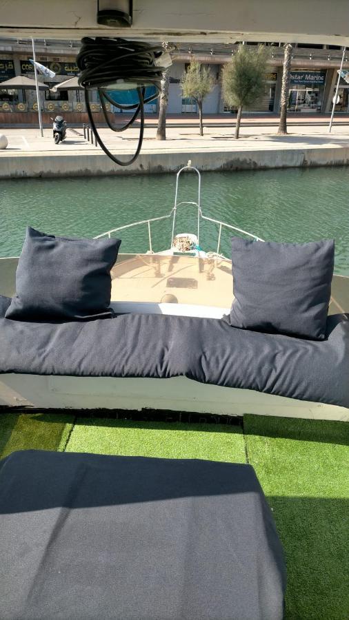 Barco Lucky Hotel Sant Adria de Besos Exterior photo